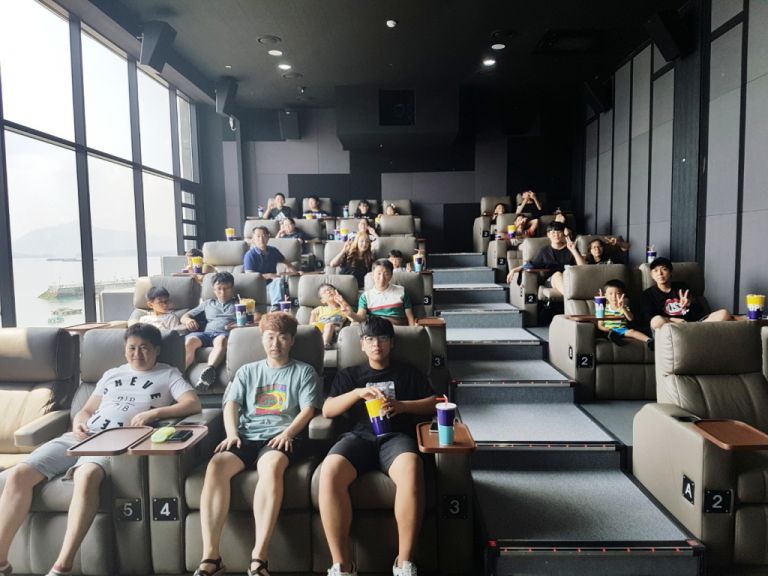 사천실안 메가박스 "슈퍼배드3"-신애원 여름 행사