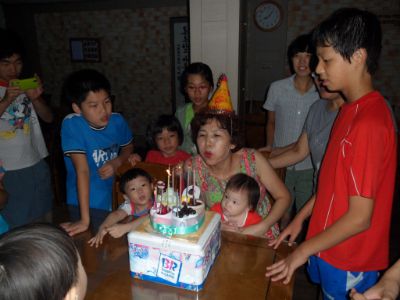 이점순 선생님 생일 축하드립니다.