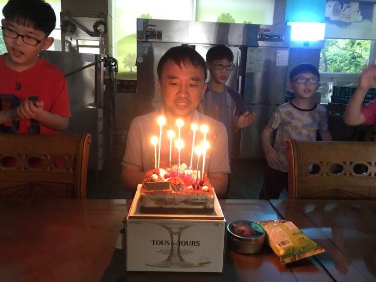 백선생님 생신 축하드려요 ♬