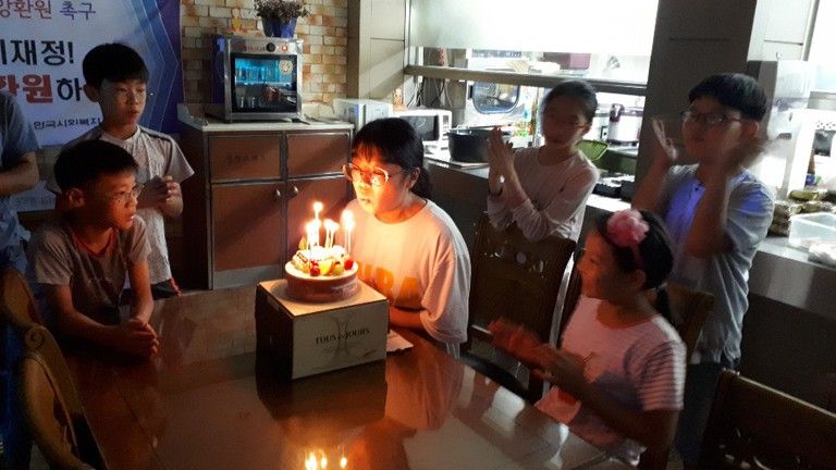 조선생님 생신축하 파티 ^ㅇ^