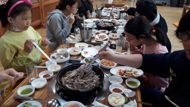 백천골 사랑채 중식후원