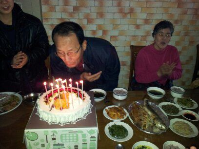 이사장님 생신파티를 하였습니다~